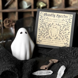 Ghostly Spectre Ornament - Ghost ornament, figurine, gothic, gift, goth, spooky, halloween, decor, witchy, sustainable, dark academia