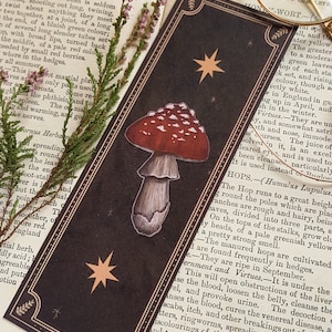 Mushroom Bookmark | Illustrated bookmark | Dark academia bookmark | Witch bookmark | Recycled bookmark | Cottagecore | Cozy bookmark
