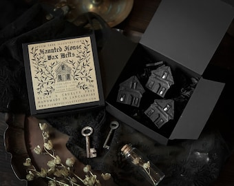 Haunted House Soy Wax Melts - Gothic wax melts, ghost, apple pie, witchy, spooky, halloween, soy, eco, sustainable, dark academia, witchcore