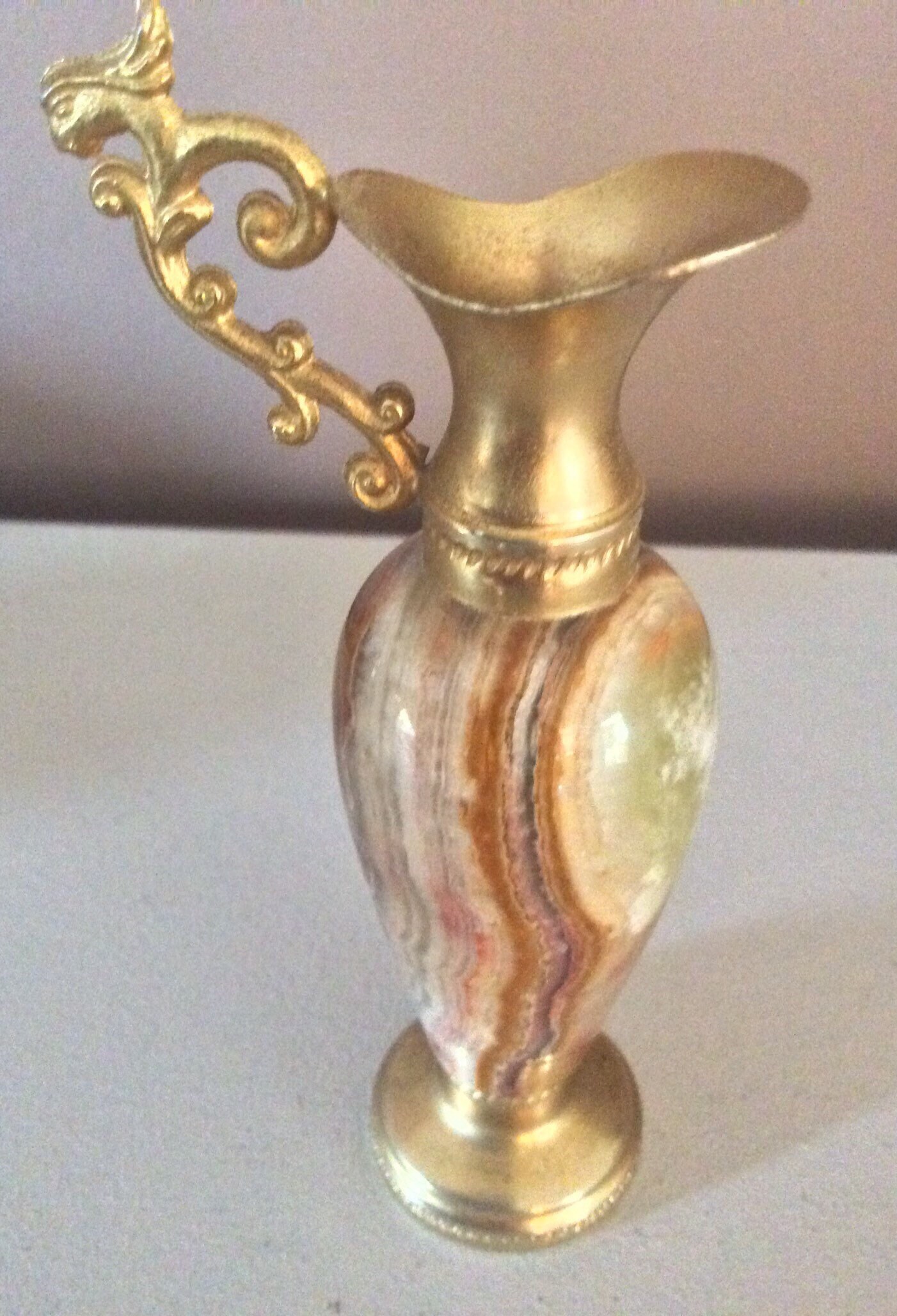 Petit Vase Cruche En Onyx Marbré Et Étain – Décor Art Vintage