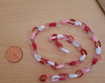 Valentine's Day Paperchain 1/12th Scale