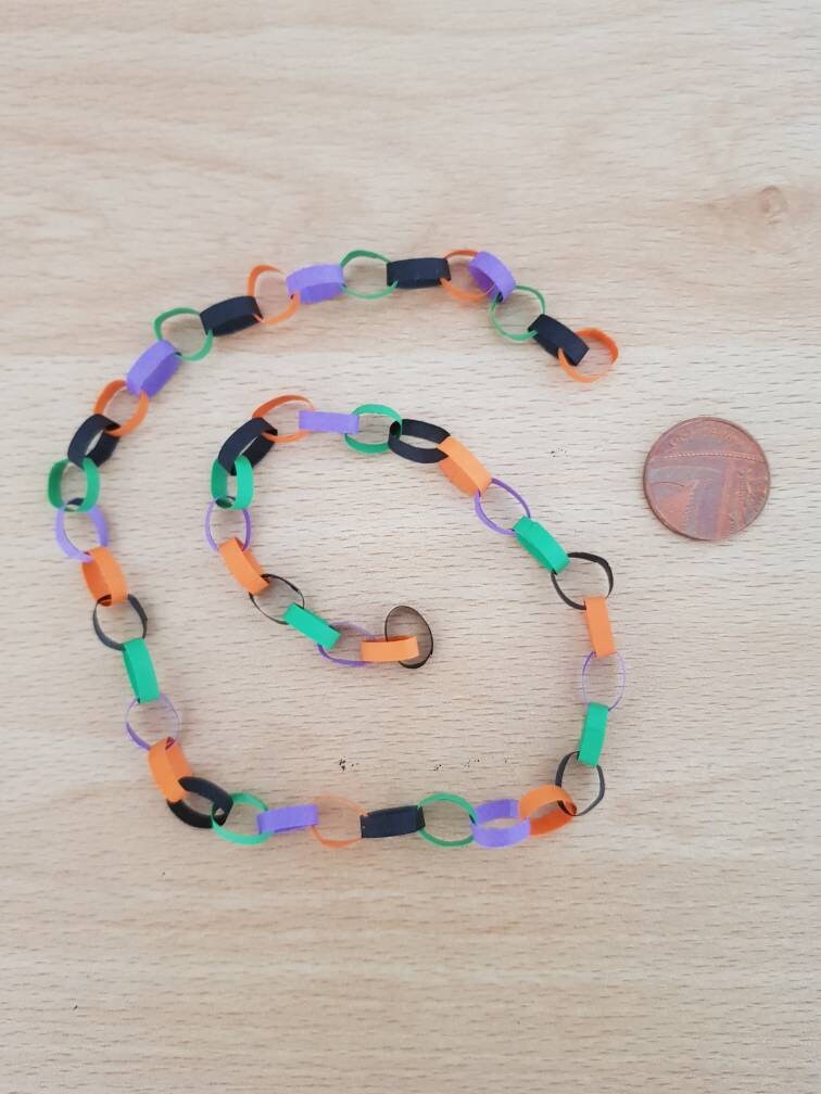 Paper Clicker Chain Halloween Paperchain (orange/black/green/purple) 1/12th Scale - Etsy UK