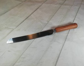 Bread knife with oak whiskey barrel handle