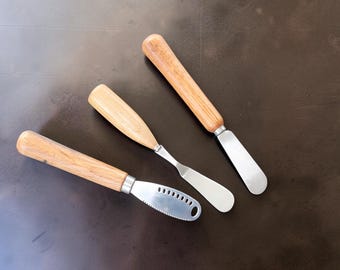 Handmade Oak Cheese, pate, butter Spreader, Unique Bushmills Whiskey Barrel Handle