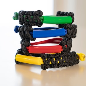 Wide Stitched Fishtail Paracord Bracelet (Turnout Gear) – Surf City Paracord,  Inc.