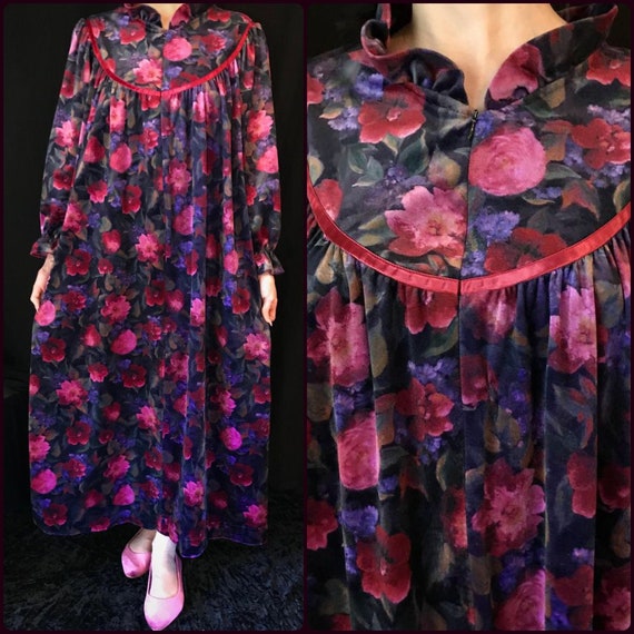 Vintage Floral Velvet Texture Housecoat