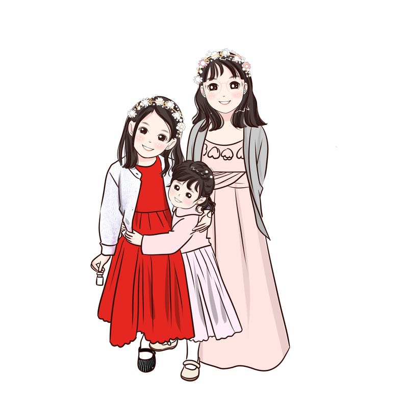 Puede incluir: Tres chicas con coronas de flores y vestidos. La chica del medio lleva un vestido rosa y tiene los brazos alrededor de la chica que est&aacute; delante de ella, que lleva un vestido rojo. La chica de atr&aacute;s lleva un c&aacute;rdigan gris sobre un vestido rosa.