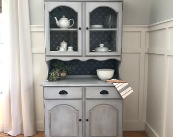 Sold out! Cottage, Farmhouse China Hutch