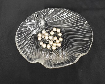 Pukeberg Clam Shell Dish Eva Englund Pukeberg Sweden Textured Art