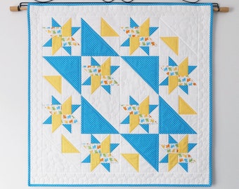 Star Baby Quilt Suitable as Nursery Wall Hanging or Playtime Floor Mat, Square Layout