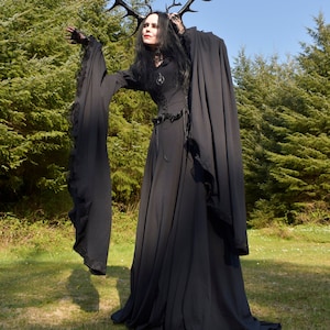 Graveheart Noir Gown - made to measure -  long cotton lycra elven witch medieval goth dress by Moonmaiden Gothic Clothing
