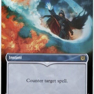 Puede incluir: Una carta de magia azul y blanca con la palabra "Counterspell" en una pancarta azul en la parte superior. La carta tiene un fondo azul y blanco con una figura con una túnica oscura lanzando un hechizo. El texto de la carta dice "Instantáneo" y "Contrarresta el hechizo objetivo."