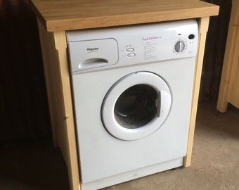 Single appliance gap with oak worktop ( Fits 1 standard washing machine, dishwasher, tumble dryer etc)