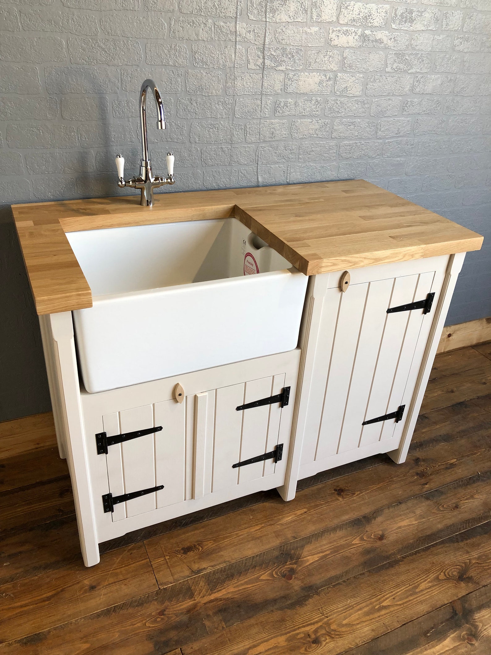 Freestanding Belfast Butler Sink Unit With Cupboard & Oak Top ...