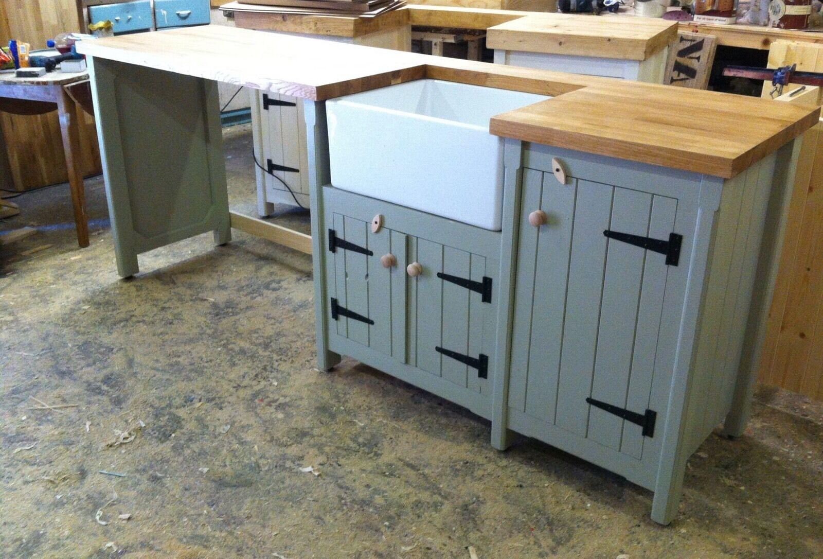 Belfast sink unit with single cupboard & double app gap with oak worktop