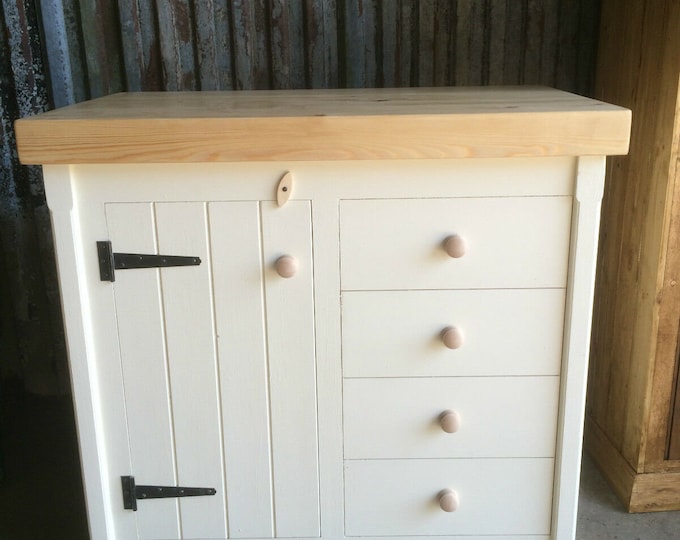 Single cupboard & drawer unit - Chunky pine top