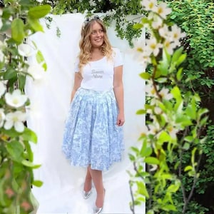 Women&#39;s skirt light blue Toile de Jouy
