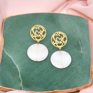 White Earrings, Circle Earrings, Sterling Silver, White Dangle Earrings, Summer Jewelry, Mother of Pearl, Bridesmaid Jewelry