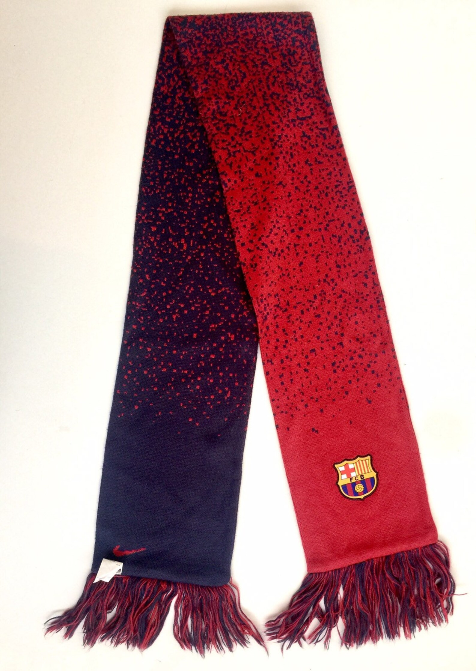 barcelona scarf nike