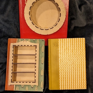 Book Nook Mini Bookshelf Hidden Stash Books