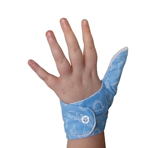 Thumb guard to stop thumb-sucking habits with minimal fuss.  Can be pulled off by babies and toddlers. Extra cuff available separately.