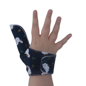Thumb guard to end thumb sucking and other habits quickly.  Can be pulled off by babies and toddlers. Toddler cuff available separately.