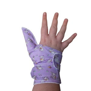 The Thumb guard specifically designed for younger children, with a second cuff to reduce easy removal. Stop thumb sucking habits.