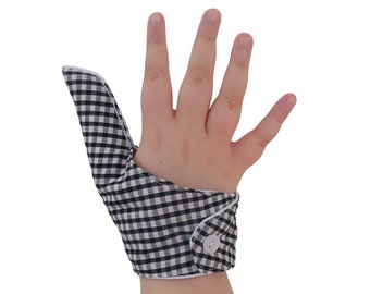 Thumb guard. A habit breaking solution for thumb-sucking.  Can be pulled off by babies and toddlers. Toddler cuff available separately.