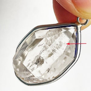 Enhydro crystal - Etsy 日本