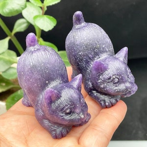 Gatto intagliato in mica viola naturale, cristallo di quarzo, figurina del gattino, regalo per la casa, decorazioni per la casa