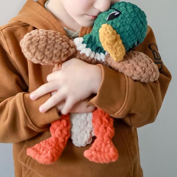 Canard colvert au crochet, doudou fait main, cadeau de naissance fait main, peluche chasse au canard, doudou bébé colvert, décoration de chambre d'enfant sur le thème de la ferme