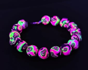 UV Beaded Bracelet, Psychedelic Purple & Green Pattern, Trippy Friendship Bangle