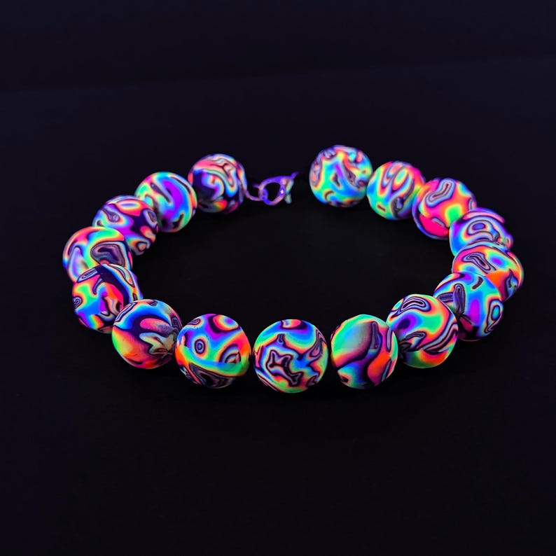 UV Beaded Bracelet, Psychedelic Rainbow Pattern, Trippy Friendship Bangle image 2