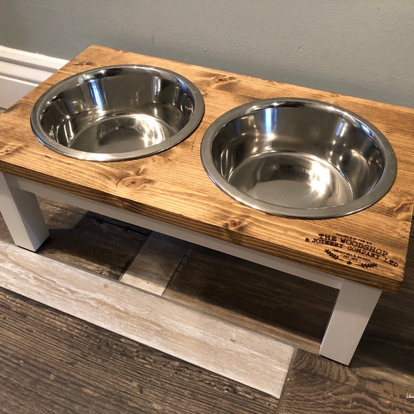 Personalised Medium Farmhouse Dog Feeder, Pet Feeding Table Stand, Double or Treble Bowls Raised Dog Feeding Station, Rustic Pet Feeder
