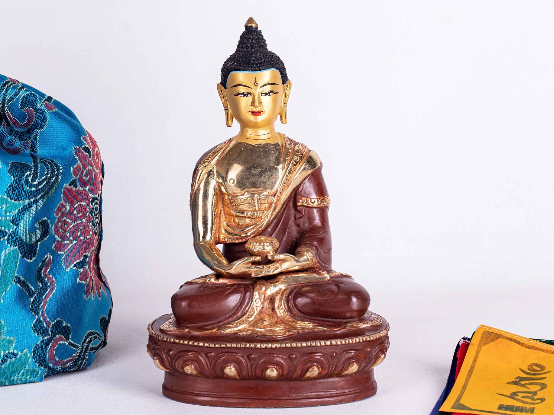 Majestic Little Buddha Statue | A Symbol of Enlightenment's Balance