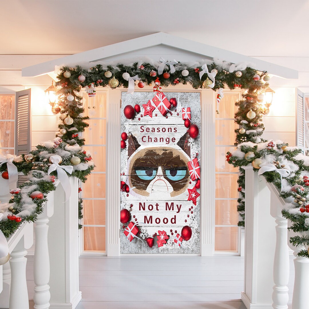 85 DIY Christmas Door Decorating Ideas | Holiday Door Decorations | HGTV