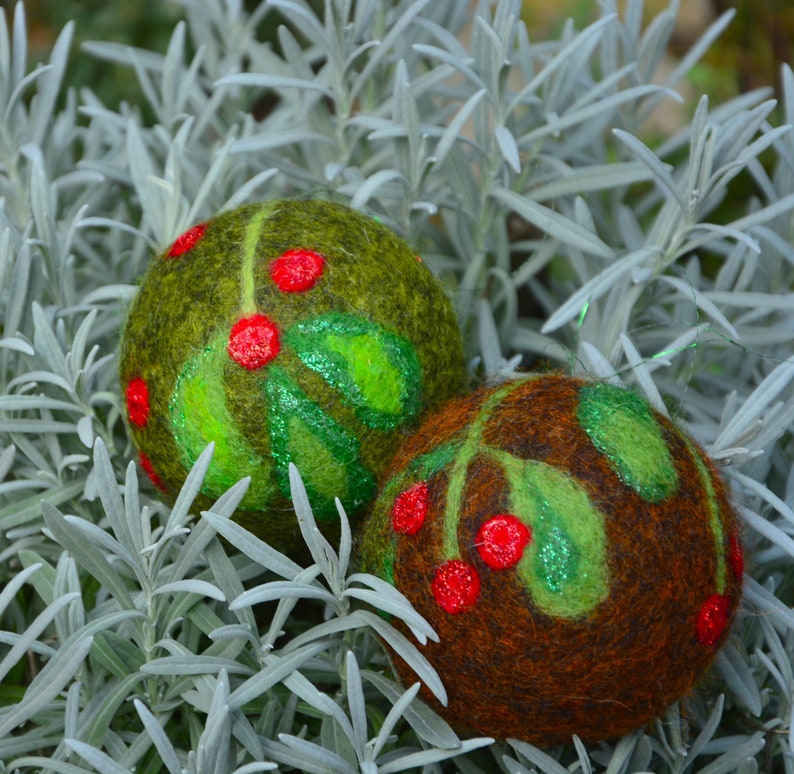 Christmas tree felt ornament set of 2, Handmade hanging decoration, shiny wool felted balls, small christmas gift image 5