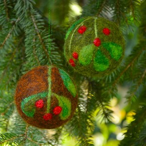 Christmas tree felt ornament set of 2, Handmade hanging decoration, shiny wool felted balls, small christmas gift image 6