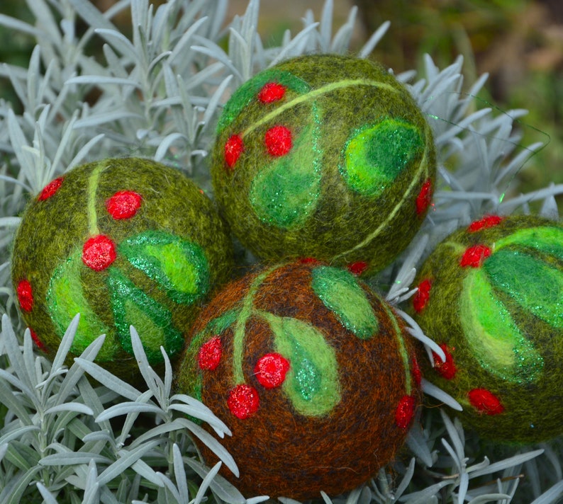 Christmas tree felt ornament set of 2, Handmade hanging decoration, shiny wool felted balls, small christmas gift image 7