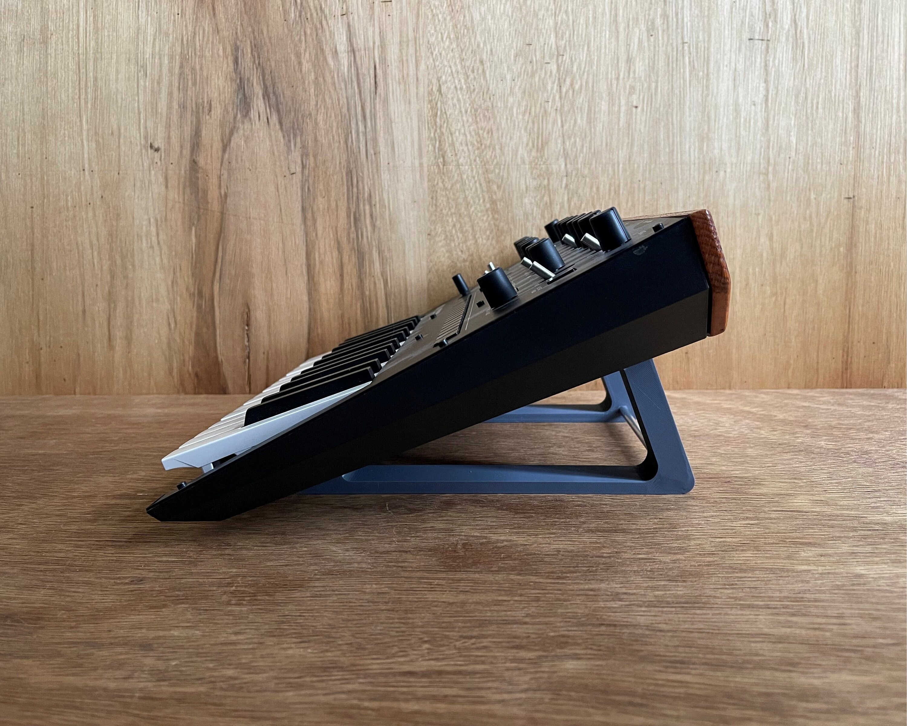 Korg Monologue Stand - Etsy Korg Monologue Stand - Etsy