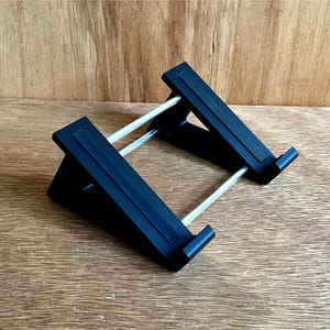 Strymon Nightsky Time - Warped Reverberator / Volante Magnetic Tape Delay Desktop Stand