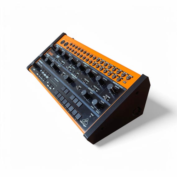 Behringer Crave / Edge / Spice / Grind ソリッド サイドパネル Behringer Crave / Edge / Spice / Grind ソリッド サイドパネル