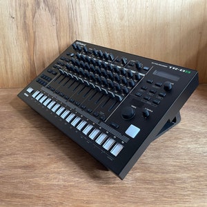 Roland TR8S TR-8S Rhythm Performer Desktop Stand