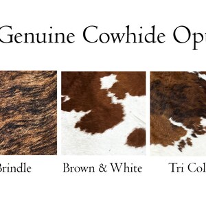 Pu&ograve; includere: Cinque diverse opzioni di pelle di mucca: beige tigrato, tigrato, marrone e bianco, tricolore e nero e bianco.