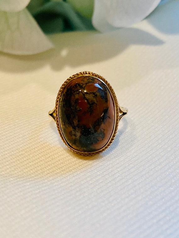 Vintage 9ct gold agate ring SIZE K1/2 dated 1975 - image 1