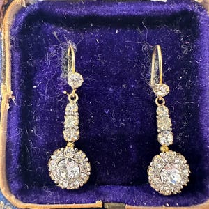 Antique Edwardian 9ct gold paste daisy cluster drop earrings in antique box
