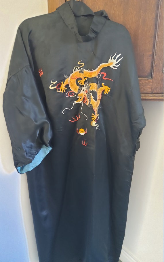 Vintage 1980s Chinese pure silk robe