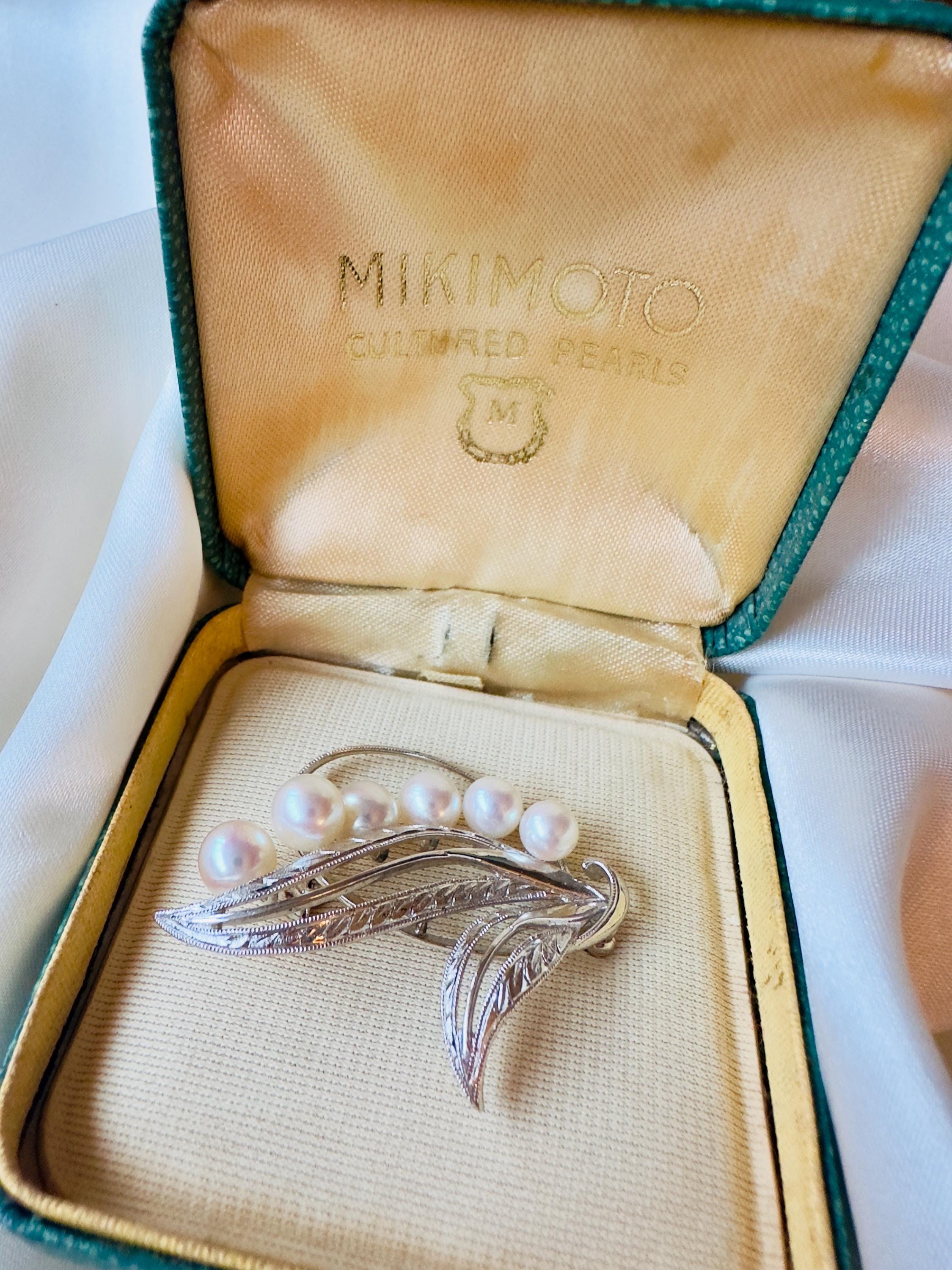Mikimoto brooch - Etsy 日本