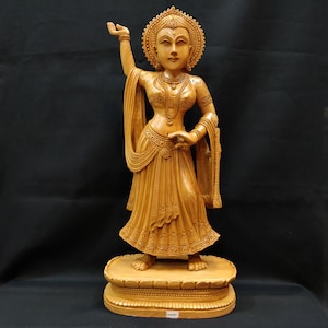 Wooden dancing girl statue , Devadasi Statue , Ancient Art , Wooden Handicrafts , Ancient Indian Dance , Dancing women figurine