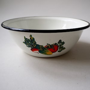 Vintage Enamel Bowl, White Enamel Bowl, Rustic Home Decor, USSR era on the 1970-s, Bright Fruit Decor Bowl, Farmhouse Decor Kitchenware